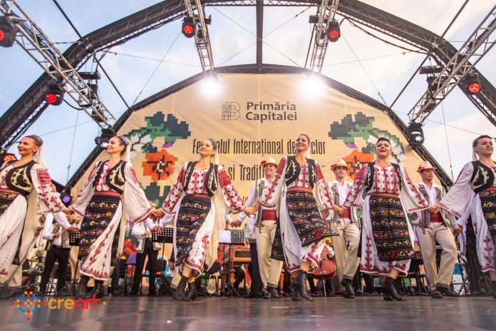 Festivalul Internațional de Folclor „Muzici și Tradiții în București“